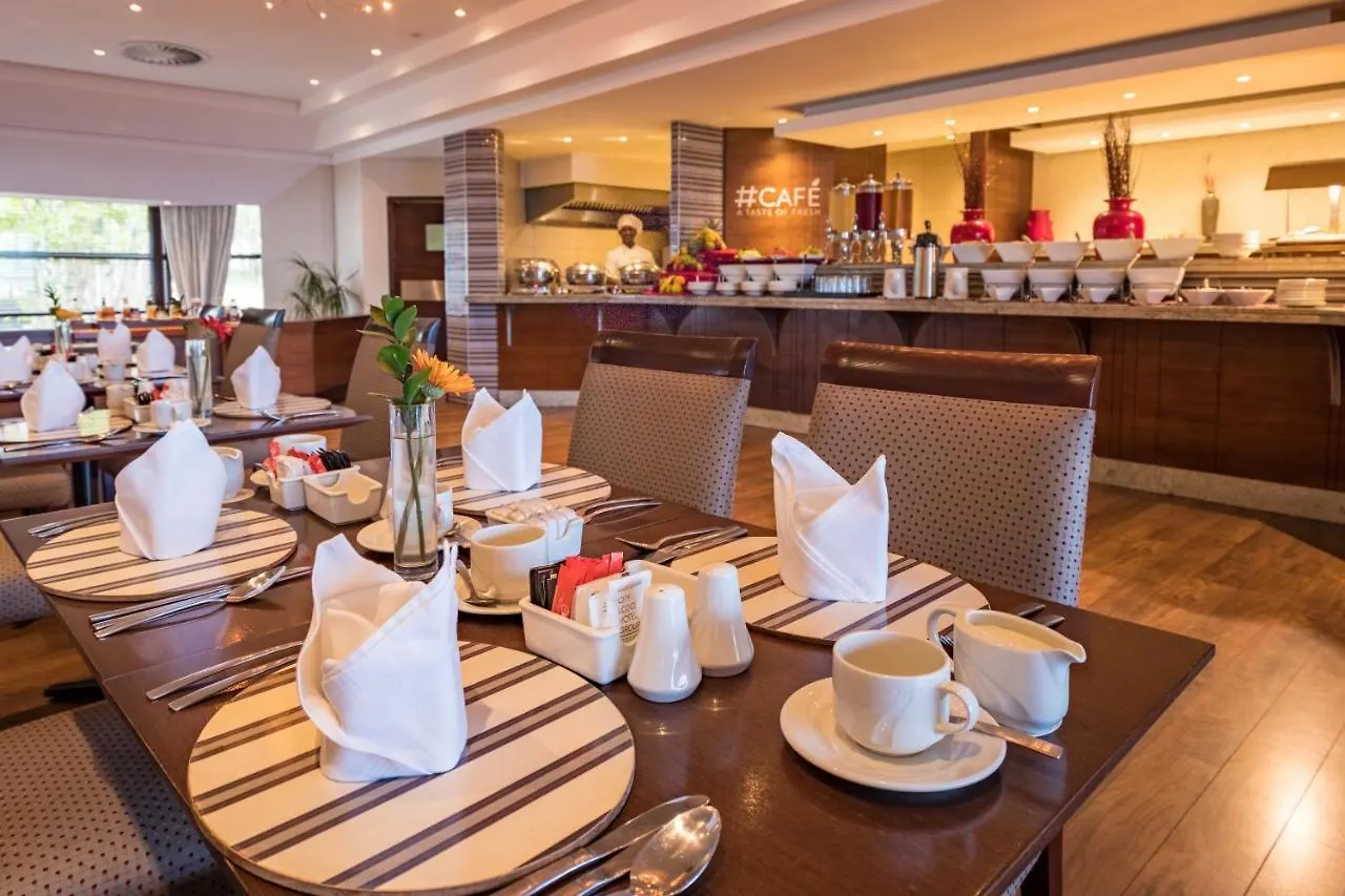 City Lodge Hotel Gqeberha Port Elizabeth 3*,